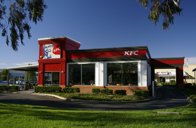KFC 할아버지가 프라이드치킨의 창시자! - 위키미디어 제공