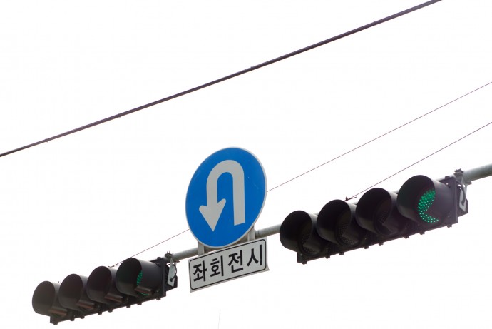 연구팀이 개발한 새 예측 모델을 이용하면, 교차로마다 알맞은 신호 주기를 계산할 수 있다. - GIB 제공