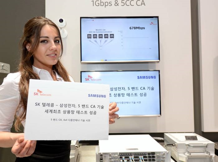 SK텔레콤과 삼성전자가 LTE 5밴드 CA 기술 테스트를 성공했다. - SK텔레콤 제공