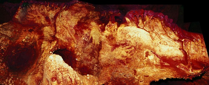 스페인 동굴에서 발견된 손바닥 스텐실. 세 개의 스텐실 가운데 하나는 적어도 6만 6000년 전 작품으로 밝혀졌다. 사진 제공 사이언스