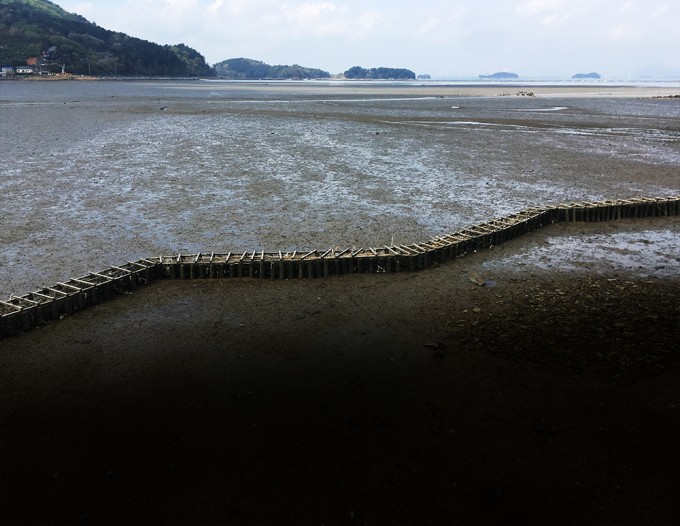 한려해상국립공원에 설치된 모래포집기. - 한려해상국립공원 제공