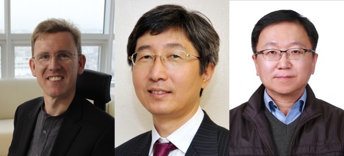 기자가 뽑은 올해의 과학자상 수상자. (왼쪽부터)악셀 팀머만 기초과학연구원(IBS) 기후물리연구단장, 박남규 성균관대학교 화학공학부 교수, 한국항공우주연구원 한국형발사체개발사업본부(고정환 본부장).