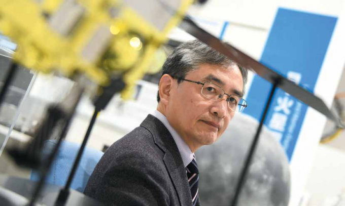 요시카와 마코토 일본항공우주국(JAXA) 우주항공과학과 교수는 올해 최고의 우주 이벤트로 꼽힌 일본의 소행성 탐사선 프로젝트 하야부사2를 총괄했다. -노리코 하야시/네이처 제공