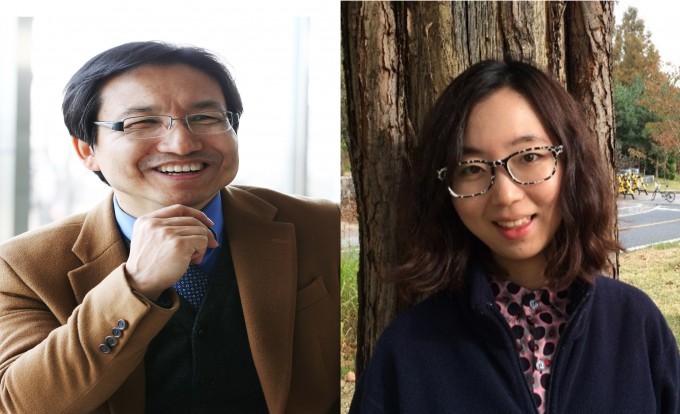 김학성 KAIST 생명과학과 교수(왼편)와 류이슬 연구원(오른편) 등으로 이뤄진 공동연구진이 세포 내로 단백질을 효율적으로 전달하는 생체분자 나노구조체를 개발했다. 차세대 의약품으로 주목받고 있는 단백질 치료제 개발에 박차를 가해줄 것으로 기대된다.-한국연구재단 제공