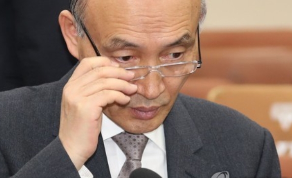 조동호 과학기술정보통신부 장관 후보자가 27일 국회 과학기술정보방송통신위원회에서 열린 인사청문회에서 인사말을 하고 있다. 연합뉴스