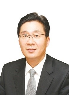 권동일 서울대 재료공학부 교수