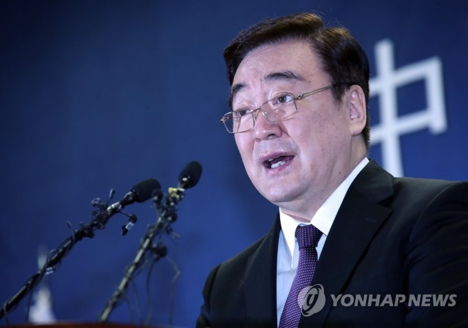 싱하이밍 대사 기자회견. 싱하이밍 신임 주한중국대사가 4일 오전 서울 중구 명동 주한중국대사관 본관에서 신종 코로나바이러스 감염증과 관련해 자국 정부 입장 등을 발표하고 있다. 연합뉴스 제공
