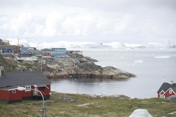 그린란드 일루리사트 지역의 빙하 모습이다. 지난해 미국 알래스카대의 연구 결과에 따르면, 이 빙하는 바다로 떨어져 계속 사라지고 있다. 알래스카대 제공