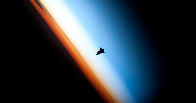 구대기의 구조는 대기의 수직 온도분포에 따라 대류권(troposphere), 성층권(stratosphere), 중간권(mesosphere) 및 열권(thermosphere) 등으로 나누어진다. 위키피디아 제공