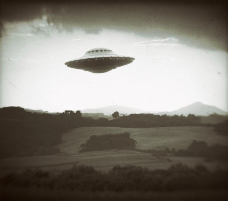 “UFO 정체 규명하려면 국방부 기밀문서 필요”