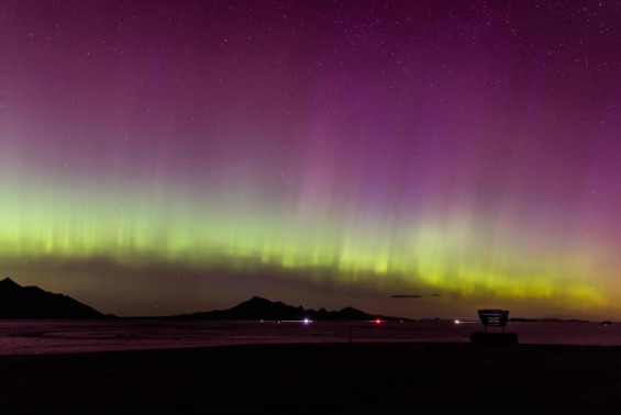 Risque d’interférence radio tempête solaire…  Le ciel nocturne est décoré d’aurores : Donga Science