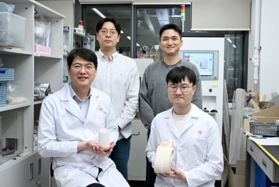 [사이언스얼라이브2025]② 프랑스 '르몽드'가 일러스트 제작...'미세 플... - 뉴스 썸네일 이미지