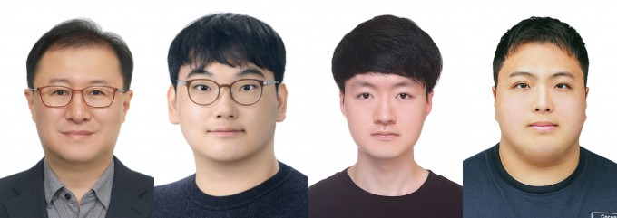 From left: Professor Jeong Yeon-wook of Sungkyunkwan University's Department of Quantum Information Engineering, and researchers Kim Yeong-doo, Ko Yeong-woo, and Park Jong-won. Credit: Sungkyunkwan University